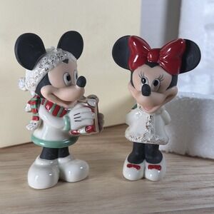 Lenox Disney Mickey and Minnie Christmas Sweethearts Salt & Pepper Set W Box